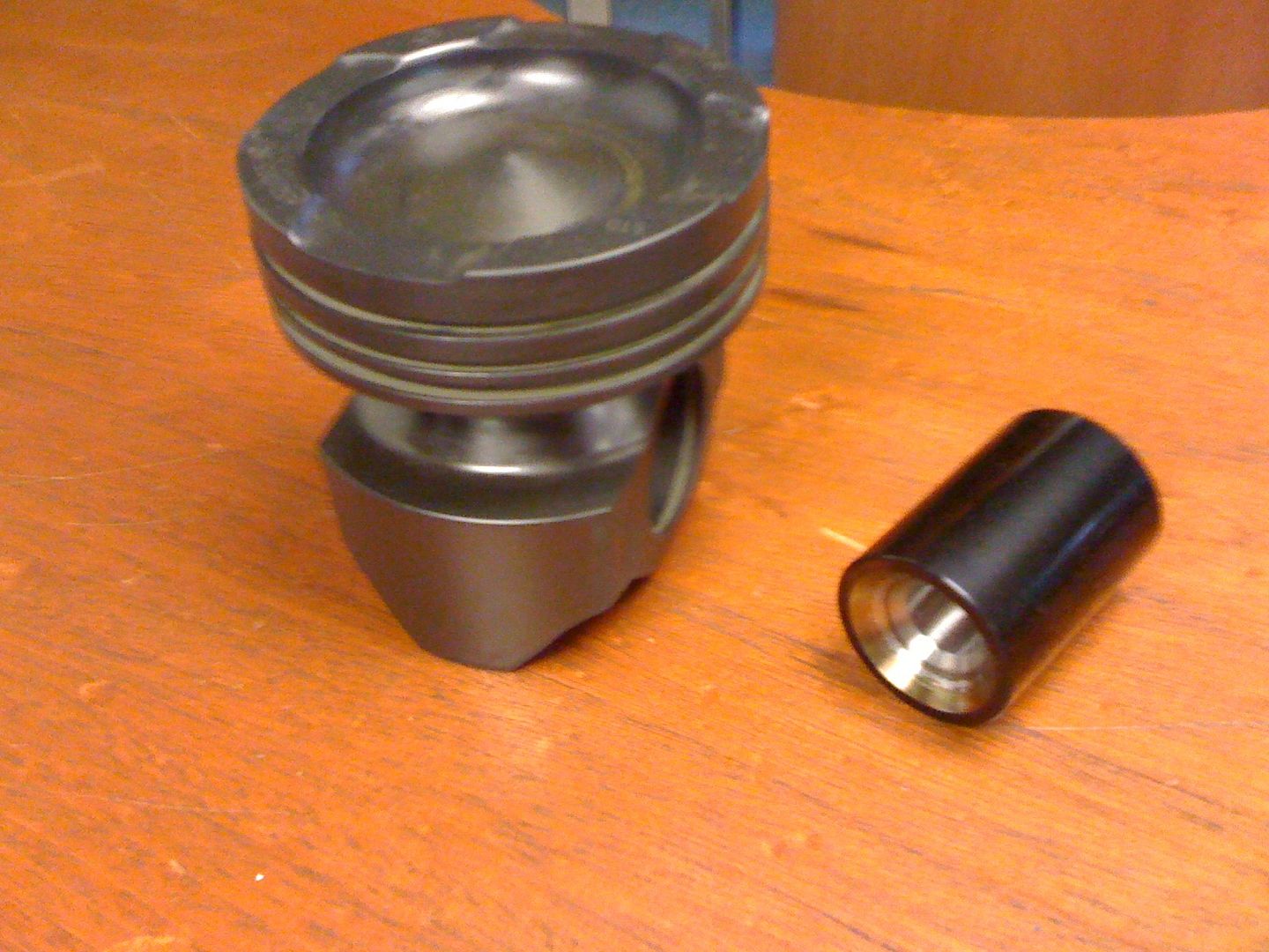 CR engine build....mahle or cummins pistons? Competition